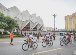 国产亚洲第一精品